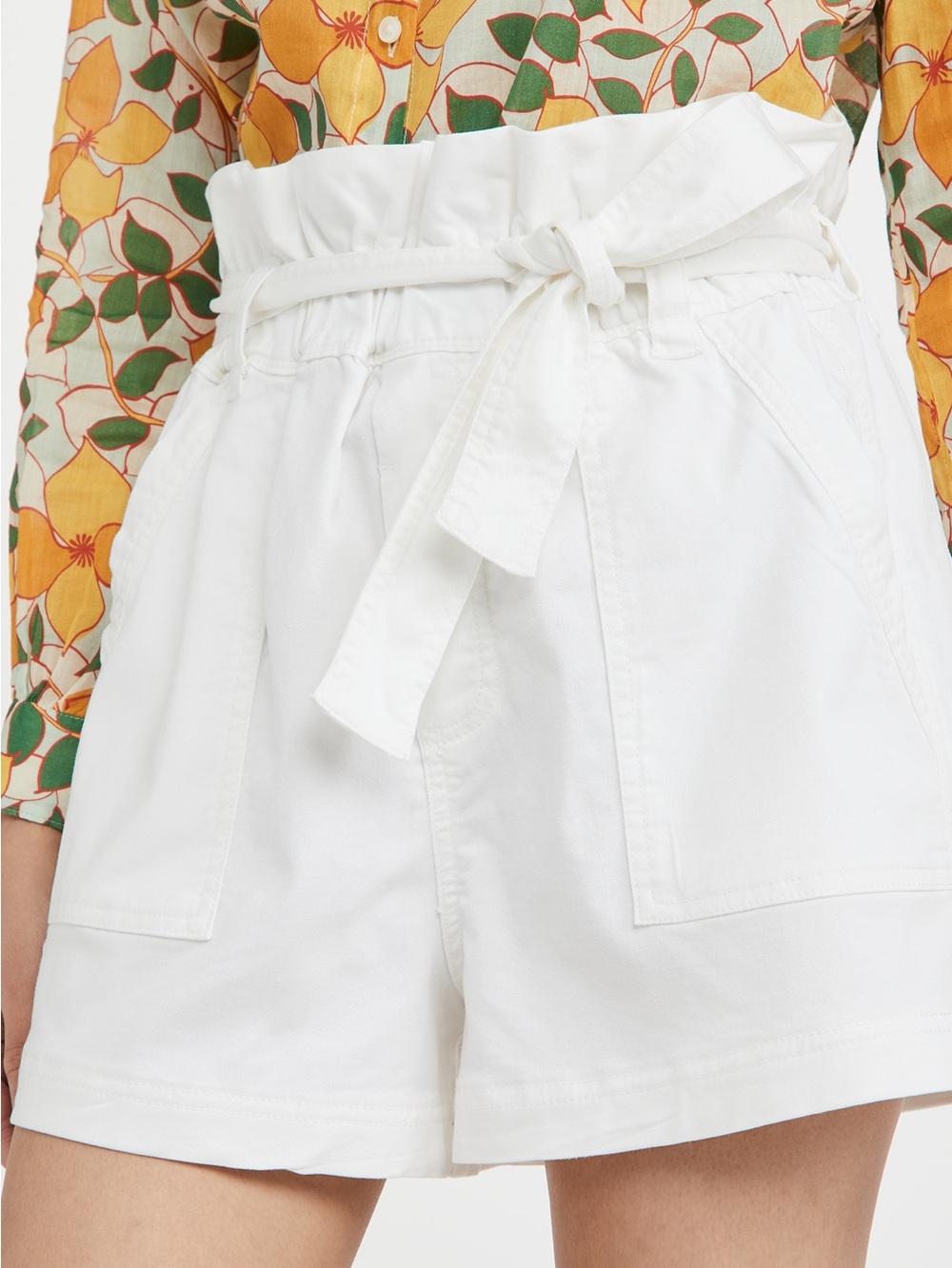 Splendid High-Waist Paperbag Tie Shorts size Large